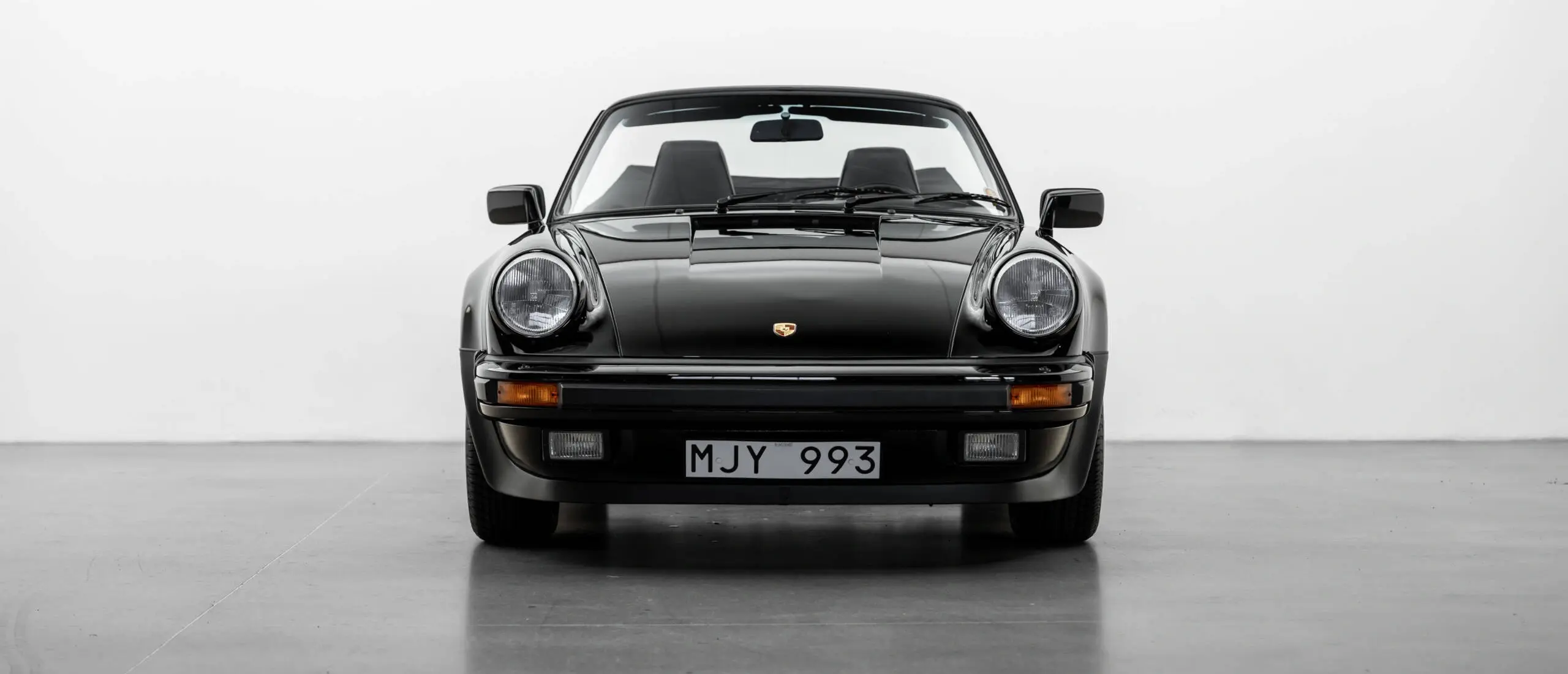 Care of Carl_Vintage_cars_2560x1100